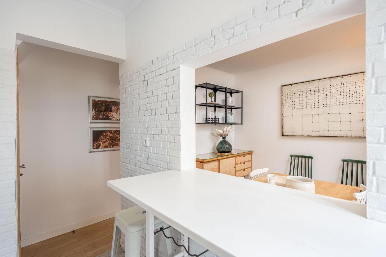 Lapa 3Bdr Duplex W/ Balcony By Lovelystay Lissabon Buitenkant foto